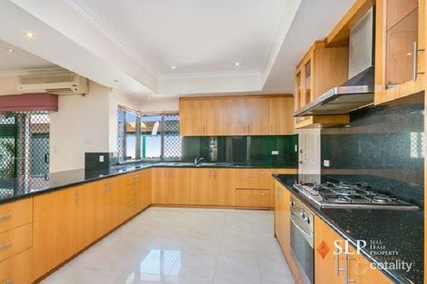 Property photo of 12 Gillen Way Success WA 6164
