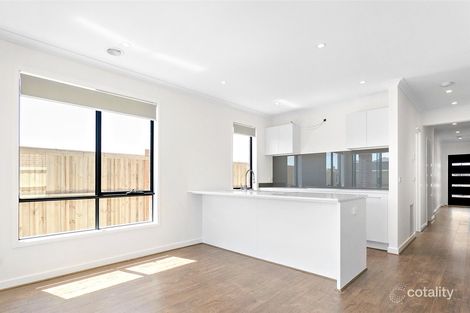 Property photo of 60 Lionsgate Crescent Tarneit VIC 3029