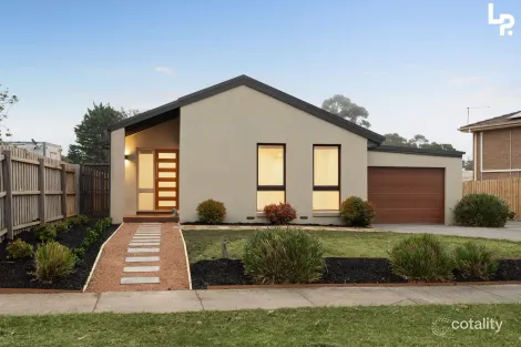Property photo of 22 Bemersyde Drive Berwick VIC 3806
