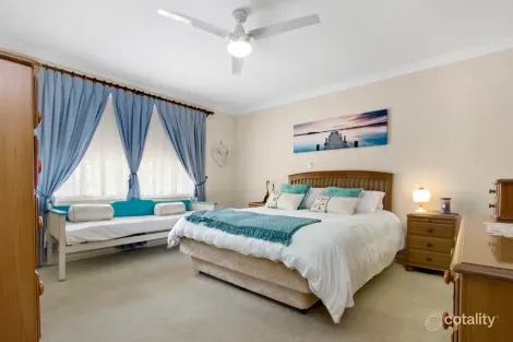Property photo of 10 Ross Avenue Narrawallee NSW 2539
