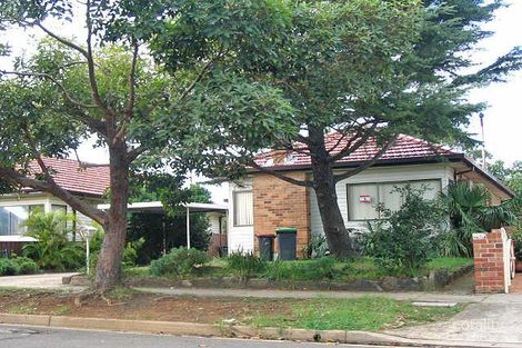 15 Highview Ave, Greenacre, NSW 2190