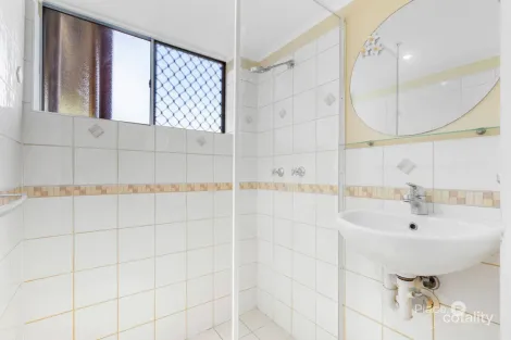 Property photo of 8 Elberta Street Macgregor QLD 4109