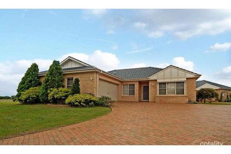 1/5 Dryden Cl, Nowra, NSW 2541