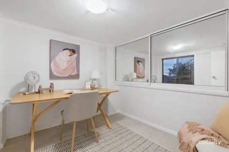 Property photo of 47 Burrowa Street Stafford QLD 4053