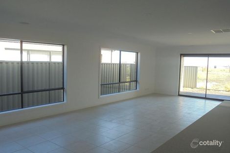 Property photo of 14 Boonwurrung Street Cranbourne East VIC 3977