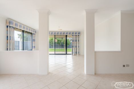 Property photo of 29 Tranquility Way Halls Head WA 6210