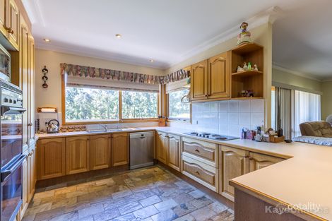Property photo of 16 Sugarloaf Road Beaconsfield Upper VIC 3808