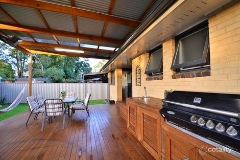 Property photo of 27 Cox Crescent Hobartville NSW 2753