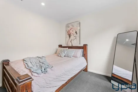 Property photo of 3 Bamburgh Street Werribee VIC 3030