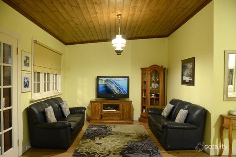 Property photo of 2 Richard Street Bendigo VIC 3550
