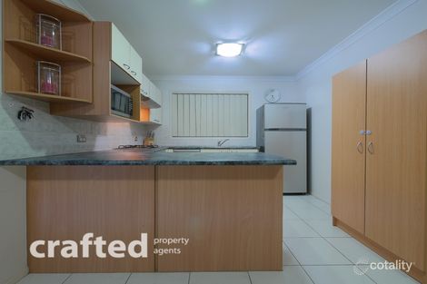 Property photo of 9 Pinnacle Close Regents Park QLD 4118