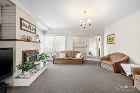 Property photo of 98 Mahoneys Road Forest Hill VIC 3131