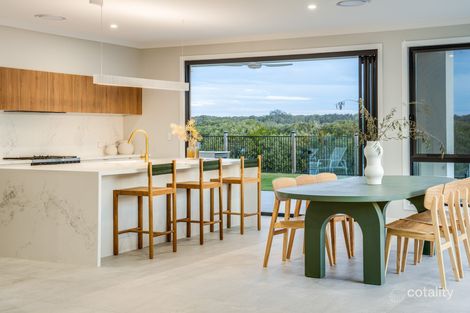 Property photo of 9 Lake Serenity Boulevard Helensvale QLD 4212