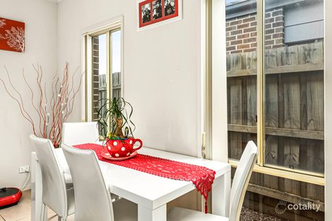 Property photo of 5/17 Crestmont Drive Melton South VIC 3338