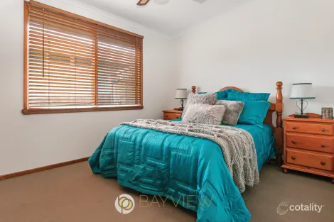 Property photo of 74 Eighth Avenue Rosebud VIC 3939