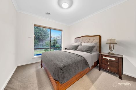 Property photo of 15 Cherrington Avenue Officer VIC 3809