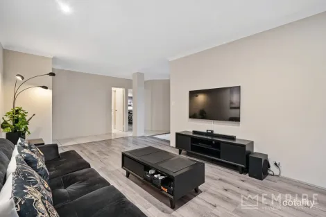 Property photo of 7 Plane Tree Grove O'Connor WA 6163