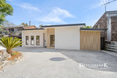 Property photo of 21 Bingara Drive Sandy Point NSW 2172