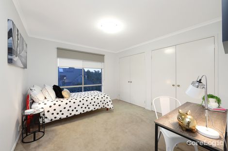 Property photo of 12 Sovereign Crest Boulevard Rowville VIC 3178