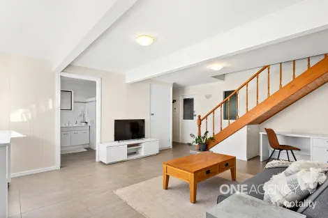 Property photo of 10 Alamein Road Sussex Inlet NSW 2540