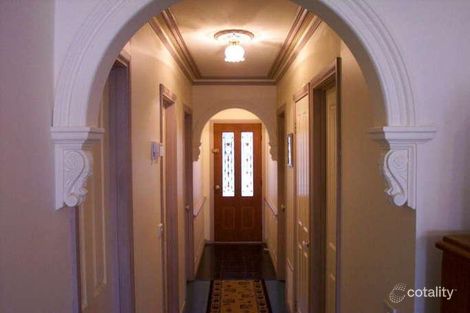 Property photo of 6 Osborne Terrace Roxburgh Park VIC 3064