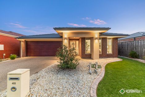 48 Belcam Cct, Clyde North, VIC 3978