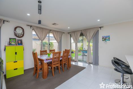 Property photo of 30 Waddington Loop Haynes WA 6112