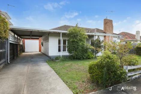 8 Burns St, Maidstone, VIC 3012