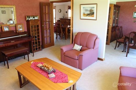 Property photo of 27 Carlyle Avenue Llanarth NSW 2795