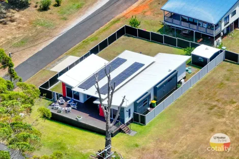 119 Laurel St, Russell Island, QLD 4184