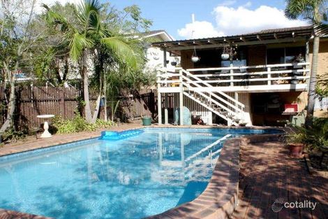 9 Emblem St, Jamboree Heights, QLD 4074