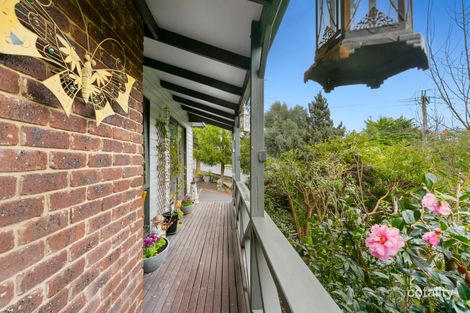 Property photo of 34 Shirley Crescent Woori Yallock VIC 3139