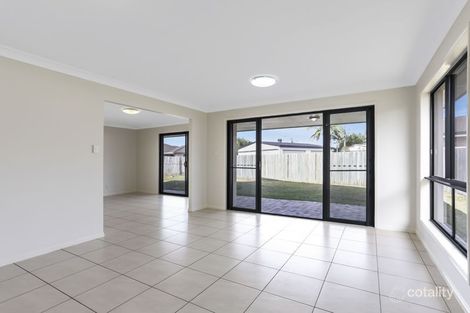 Property photo of 18 Bilinga Court Sandstone Point QLD 4511