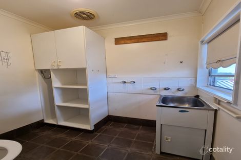 Property photo of 5 Collin Tait Avenue West Kempsey NSW 2440
