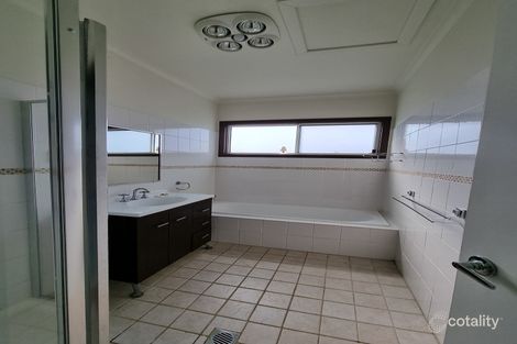 Property photo of 5 Collin Tait Avenue West Kempsey NSW 2440