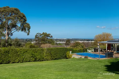 20 Seaview Rd, Tyabb, VIC 3913
