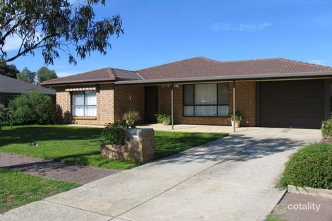 8 Casanor Cres, Paralowie, SA 5108