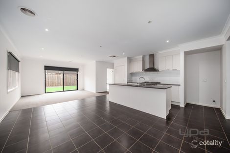 Property photo of 38 Frontier Avenue Aintree VIC 3336