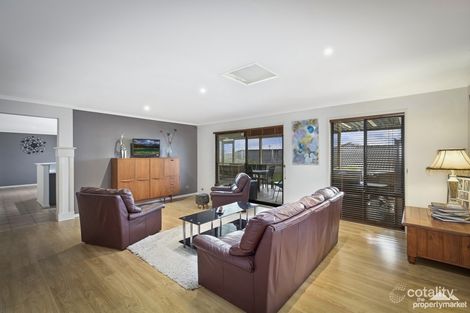 Property photo of 8 Eliza Close Mardi NSW 2259