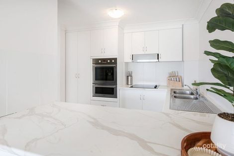 Property photo of 6/16 Stanhill Drive Surfers Paradise QLD 4217