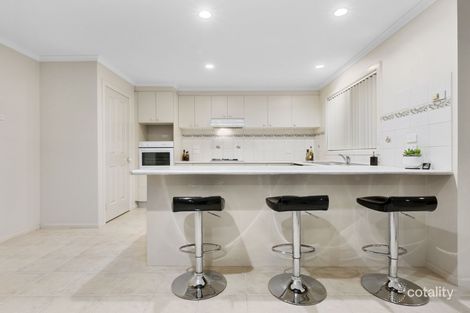 Property photo of 5 Stonewall Close Cairnlea VIC 3023