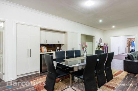 Property photo of 4 Redleaf Close Hampton Park VIC 3976