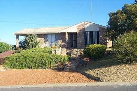 11 Lewis Pl, Withers, WA 6230