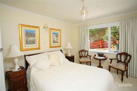 Property photo of 6 Chessington Court Sandy Bay TAS 7005