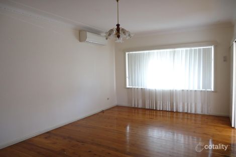 Property photo of 4 Frederick Street Pendle Hill NSW 2145