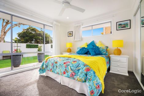 Property photo of 10 Headsail Court Currumbin Waters QLD 4223
