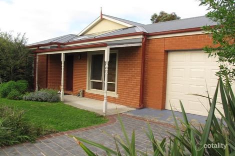 54 Cleeland St, Newhaven, VIC 3925