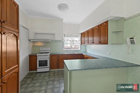 Property photo of 9 Ross Avenue Moe VIC 3825