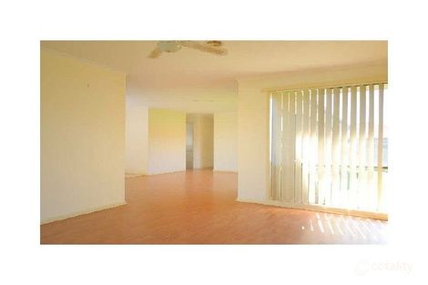 Property photo of 2 Karkalla Place Hampton Park VIC 3976