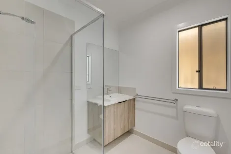 Property photo of 33 Twilight Street Glenvale QLD 4350